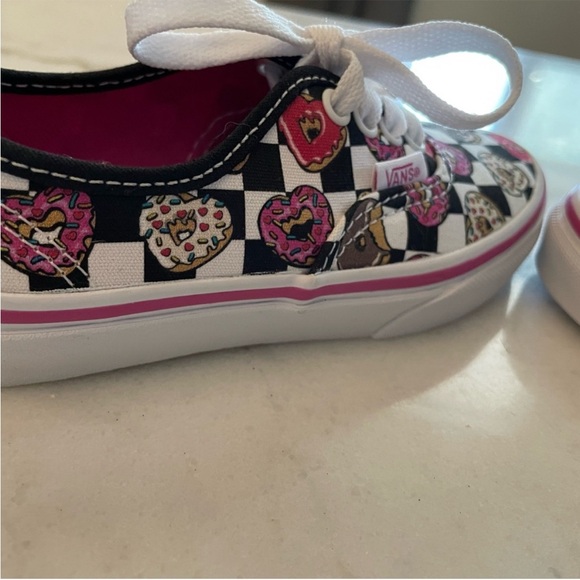 Vans Kids' Donut pattern Checkered Sneakers with Pink and White - Picture 10 of 13